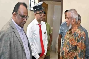 শ্রীমঙ্গল রেলওয়ে স্টেশন পরিদর্শনে মন্ত্রী আরিফুল হক চৌধুরী