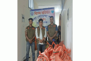 তাহিরপুরে ১৩ লাখ টাকার চোরাই ভারতীয় ফুচকা জব্দ