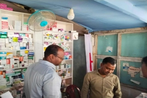 তাহিরপুরে মেয়াদোত্তীর্ণ ও নিষিদ্ধ ওষুধ বিক্রি : ৬ ফার্মেসিকে জরিমানা