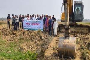 লালাবাজারে ধনপুর খাল খনন উদ্বোধন করলেন এম এ মালিক