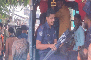 গোয়াইনঘাটে শর্ত লঙ্ঘন করে পাথর উত্তোলন, আটক ৮