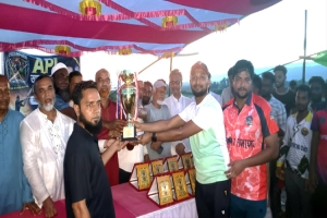 জৈন্তাপুরে আসামপাড়া প্রিমিয়ার লীগের গ্র্যান্ড ফাইনাল অনুষ্ঠিত