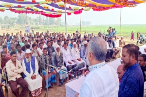 ​‘১৭ বছর তরুণরা ব্যালট পেপার দেখেনি’