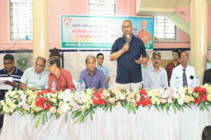 দুর্গাপূজা শুরু কাল থেকে: উৎসবমুখর পরিবেশ রক্ষায় সিসিকের সর্বাত্মক প্রস্তুতি