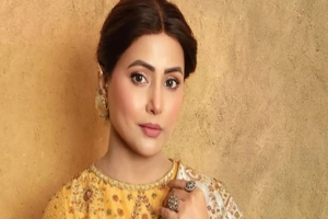 ইফতার পার্টিতে চরম বিড়ম্বনায় হিনা খান, তোলপাড়