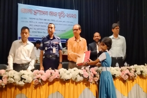 পড়াশোনার পাশাপাশি নৈতিকতার বিকাশ ঘটাতে হবে