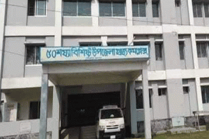 রোগীর ভিড়ে হাঁসফাঁস তাহিরপুর উপজেলা স্বাস্থ্য কমপ্লেক্স