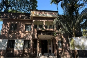 নানা সমস্যা ও সংকটে জর্জরিত দোহালিয়া উপ-স্বাস্থ্য কেন্দ্র