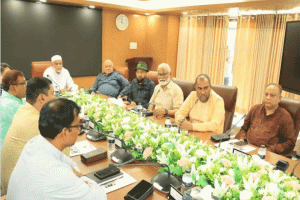 হবিগঞ্জ ও মৌলভীবাজার বাস মালিক সমিতির দীর্ঘদিনের বিরোধ নিস্পত্তি