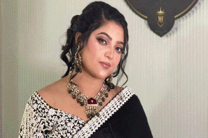 বাবা হারালেন জনপ্রিয় সংগীতশিল্পী সালমা
