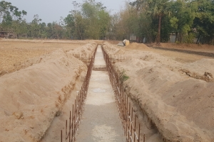 দোয়ারাবাজারে ৭০ লাখ টাকার সেচ ড্রেন নির্মাণে অনিময় : কাজের শুরুতেই ফাটল