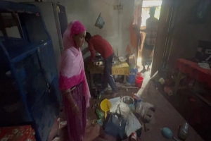 সুনামগঞ্জে টাকা না পেয়ে মাকে মারধর ও প্রাণনাশের হুমকি